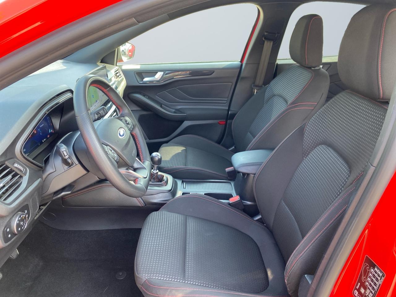 FORD Focus V 2022 - Focus 1.0t ecoboost h ST-Line X 125cv