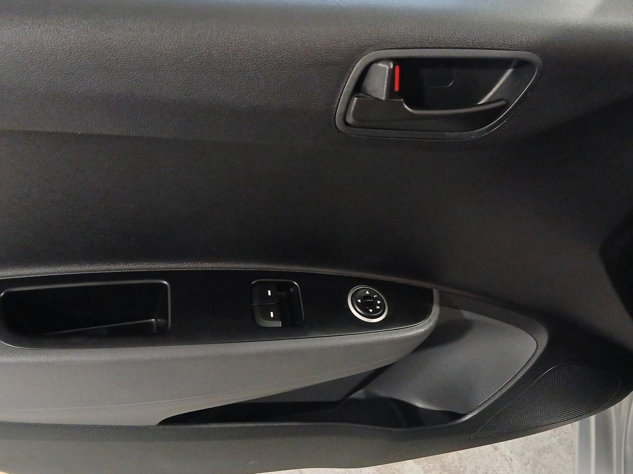 Hyundai i10 1.0 MPI Tech 67CV