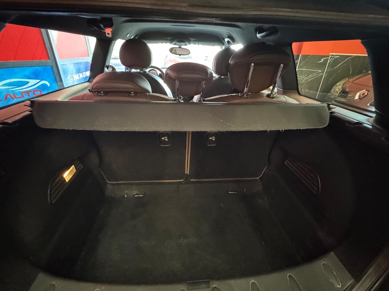 Mini Cooper D Clubman Mini 1.6 16V interni cartier