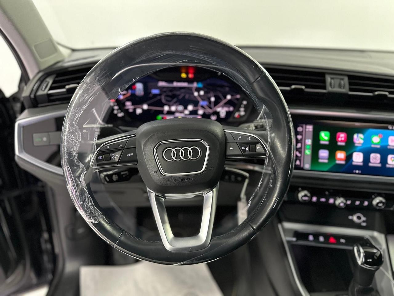 Audi Q3 35 TDI S tronic line -GARANTITA-2020