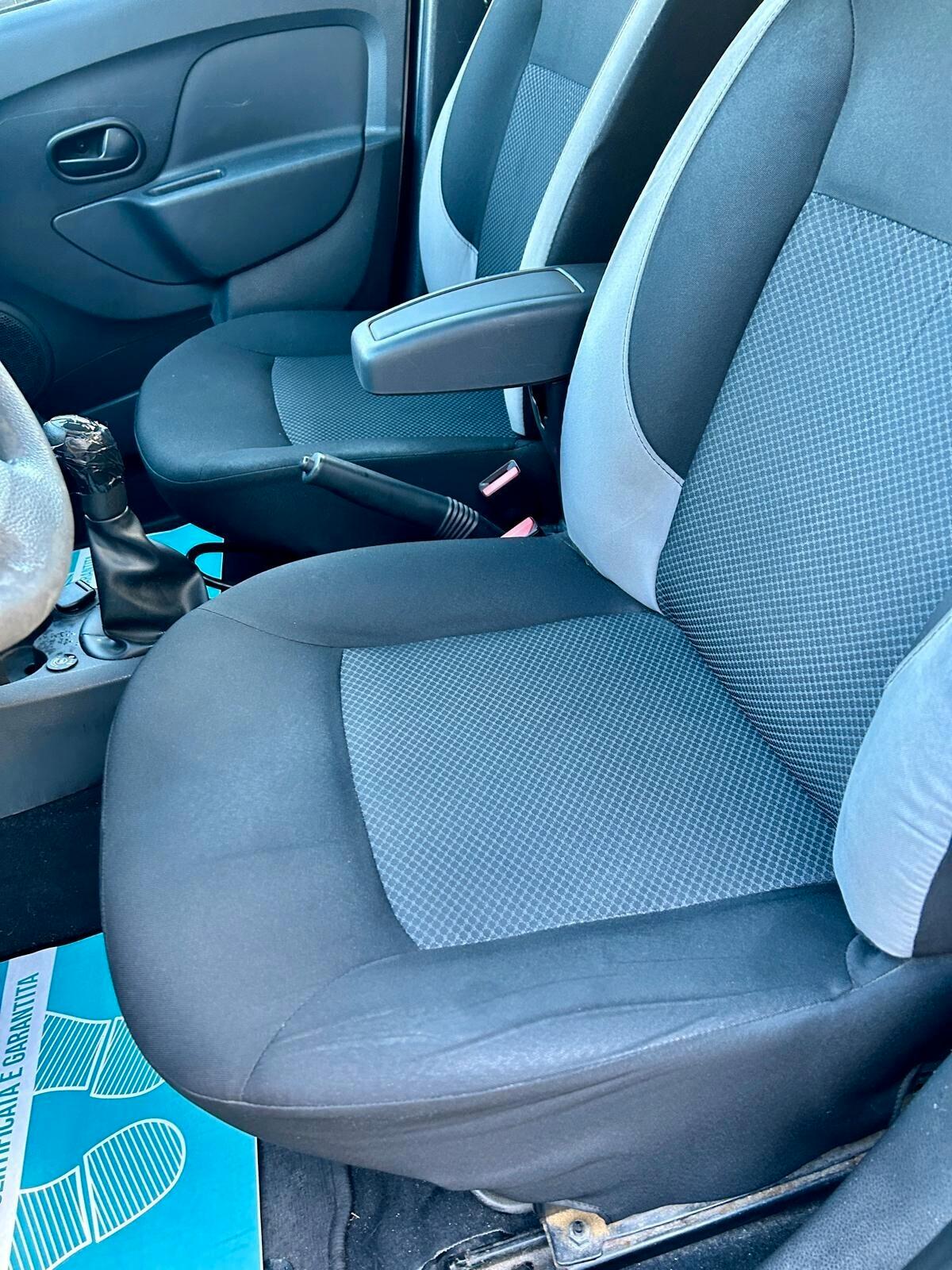 Dacia Sandero 1.2 GPL 75CV Ambiance - ok neopatentato