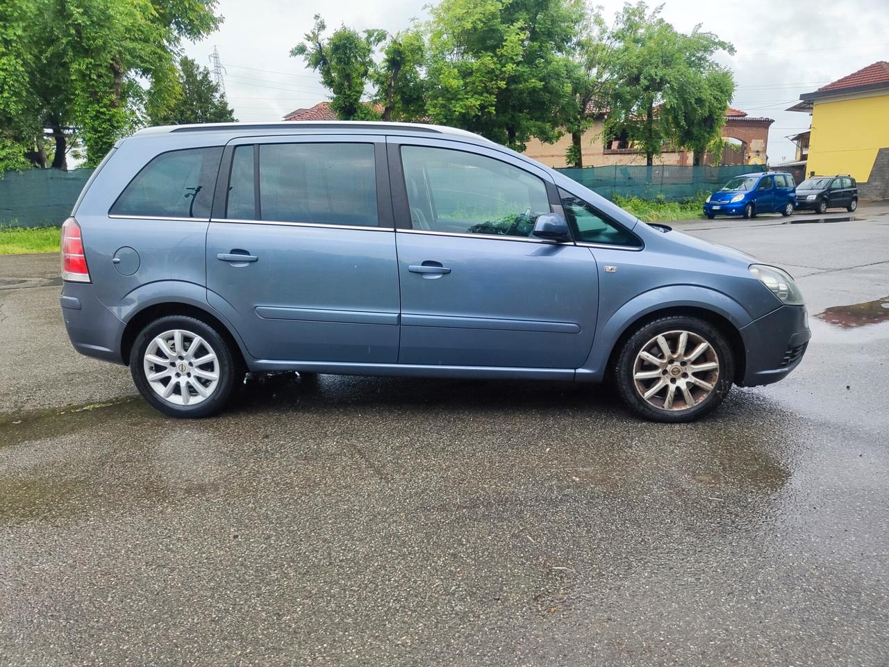 Opel Zafira 1.9 CDTI