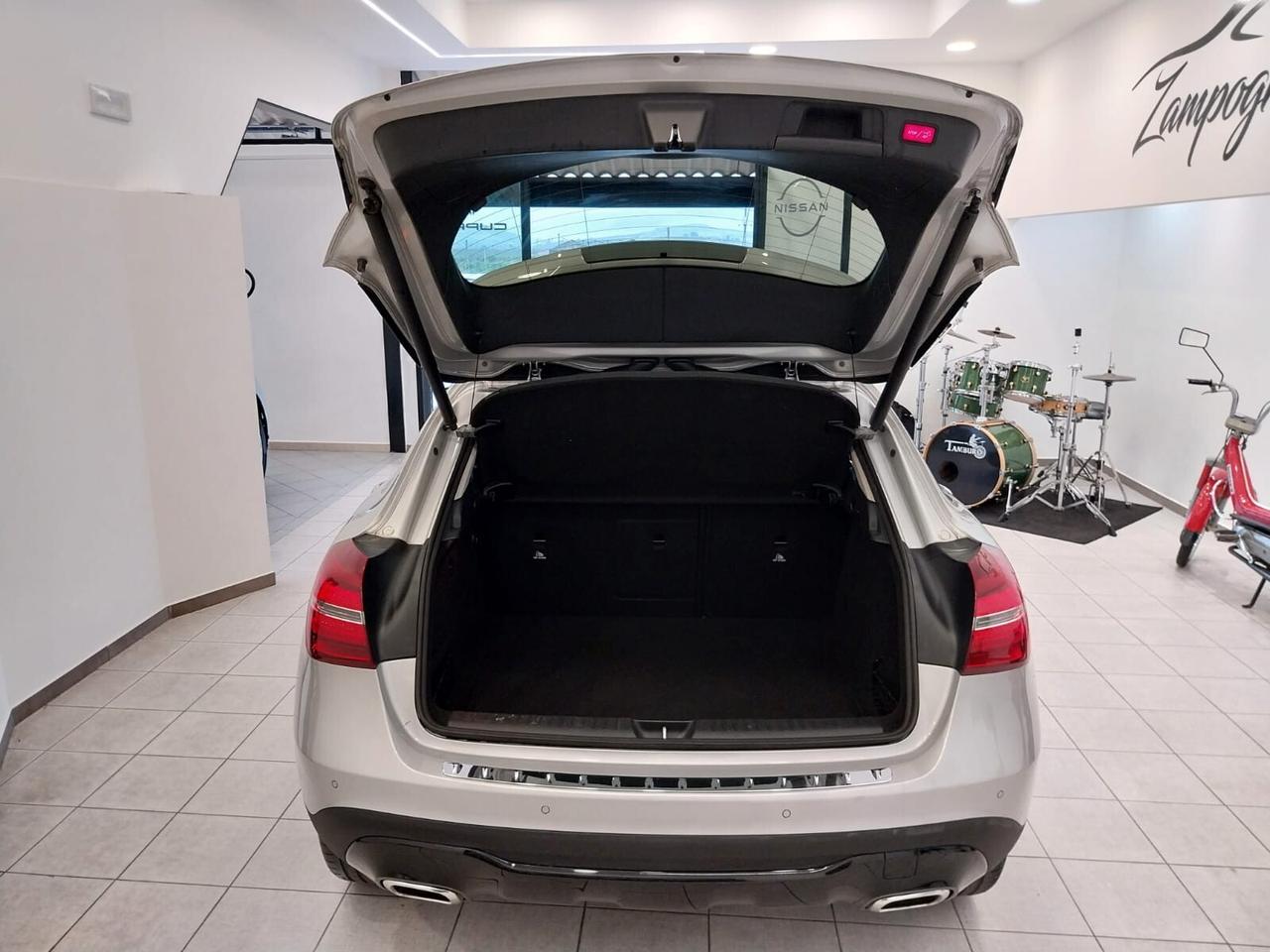 Mercedes GLA 200d 4Matic Premium 2017