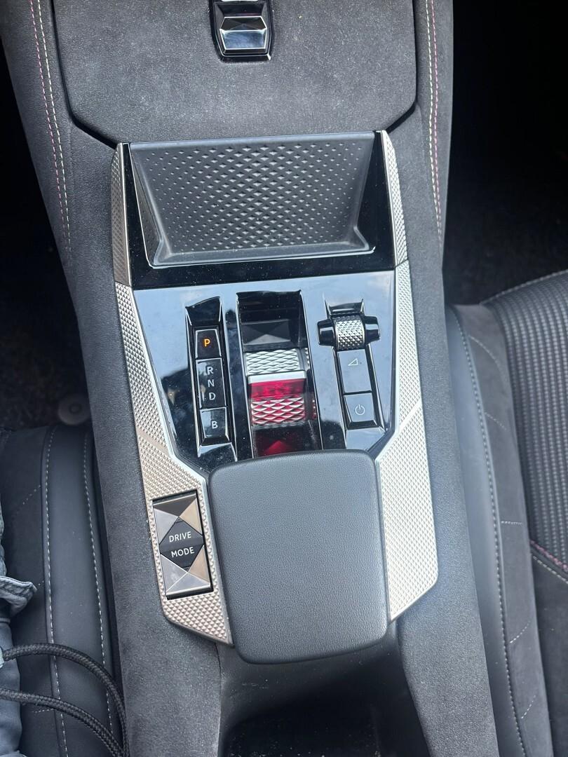 DS4 E-Tense 225 Cross Opera