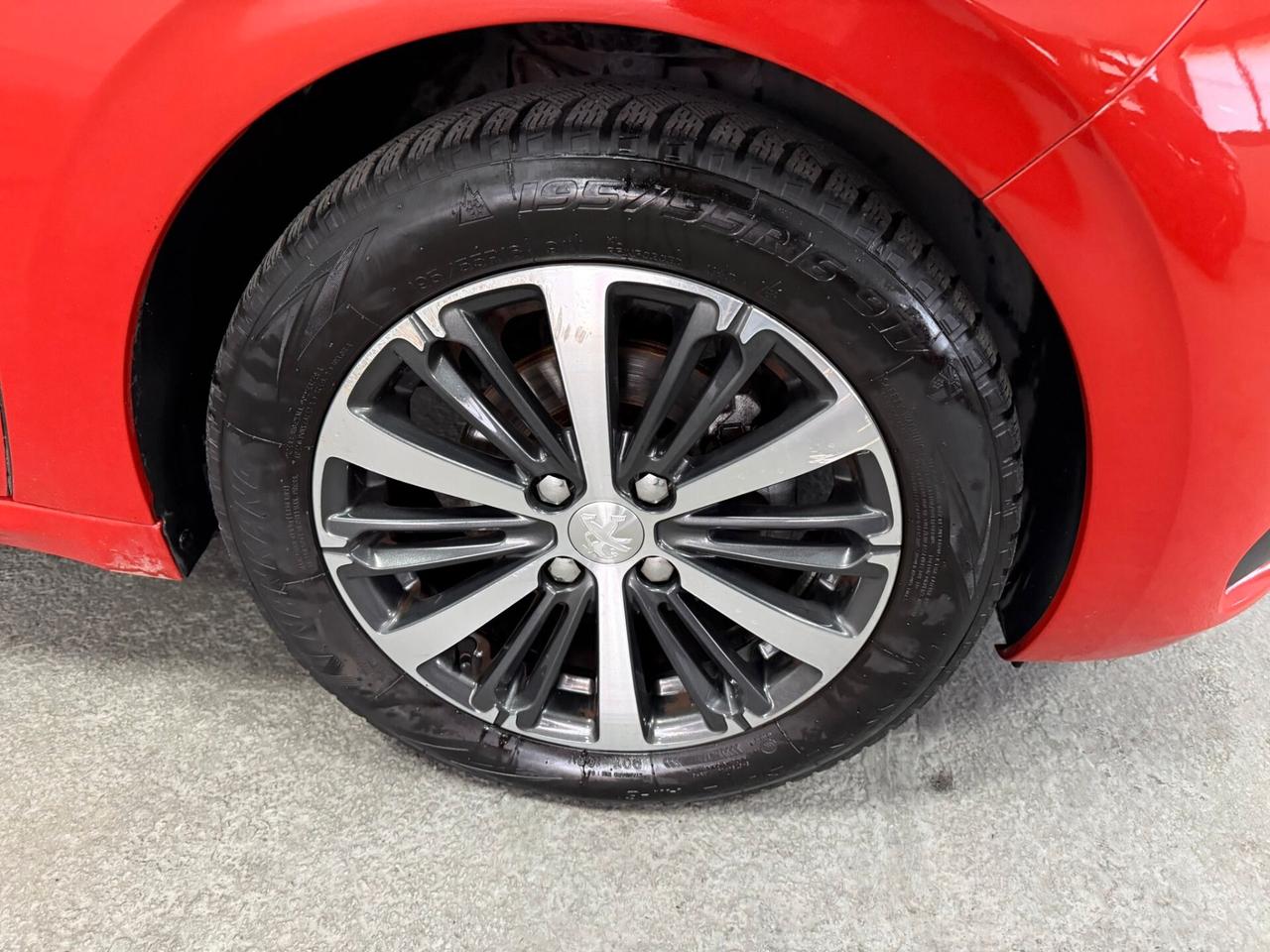 Peugeot 208 1.2 Benz. 110cv 5 porte GT Line