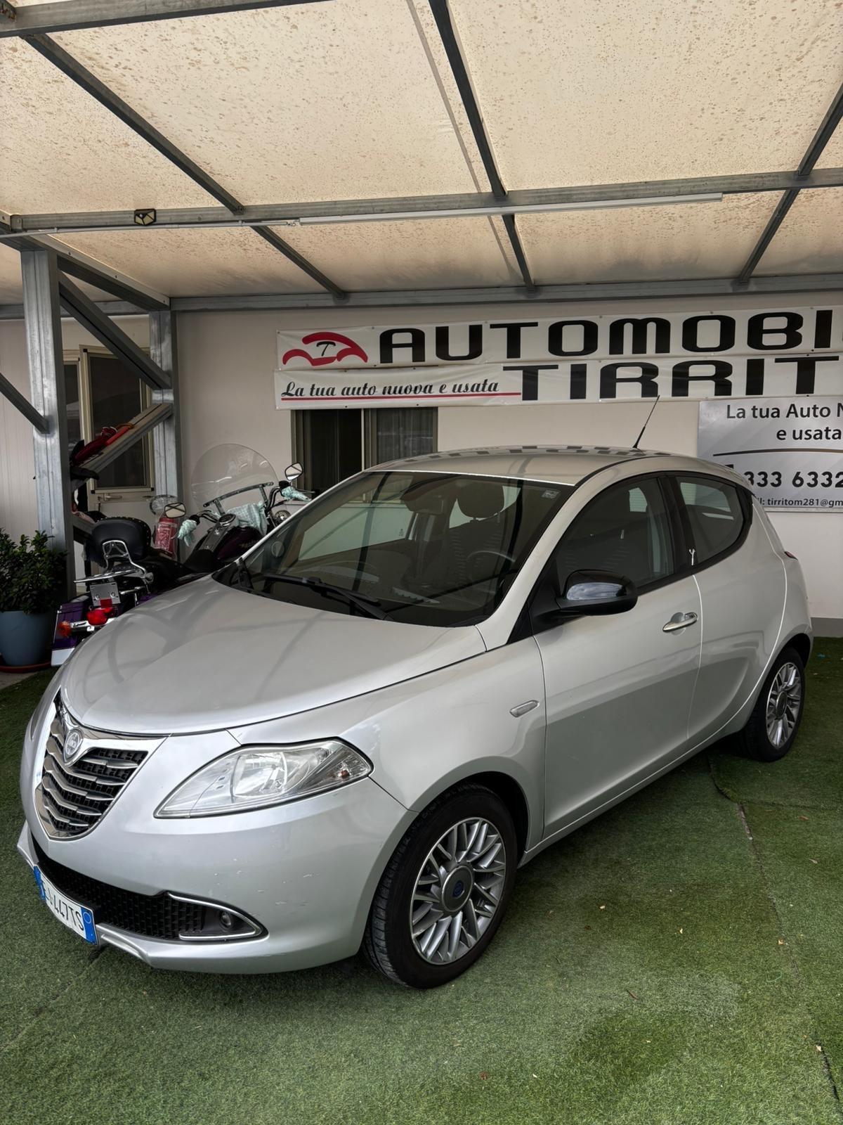 Lancia Ypsilon 1.3 MJT 75 CV Platinum