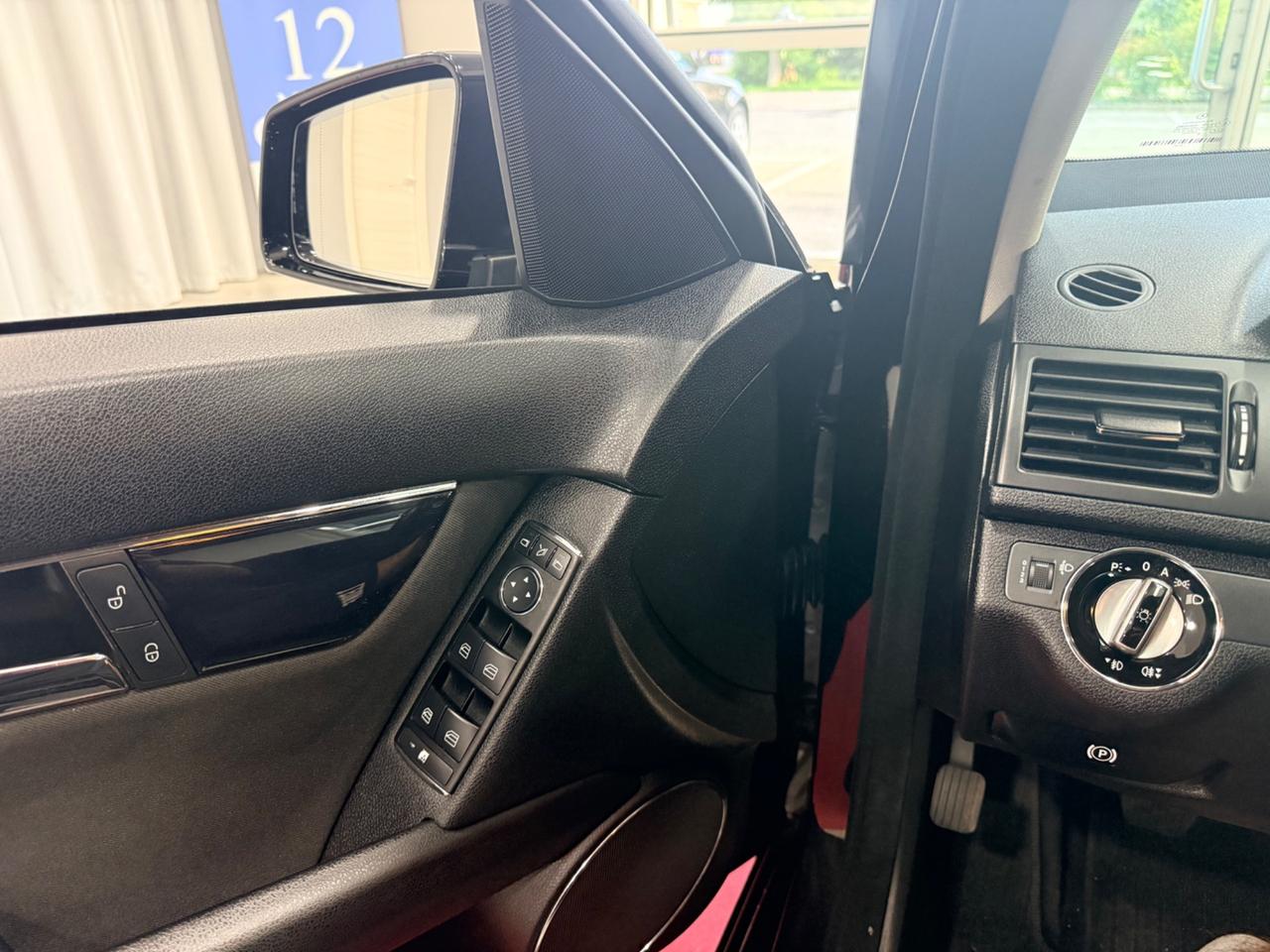 Mercedes-benz C 200 CDI BlueEFFICIENCY Avantgarde