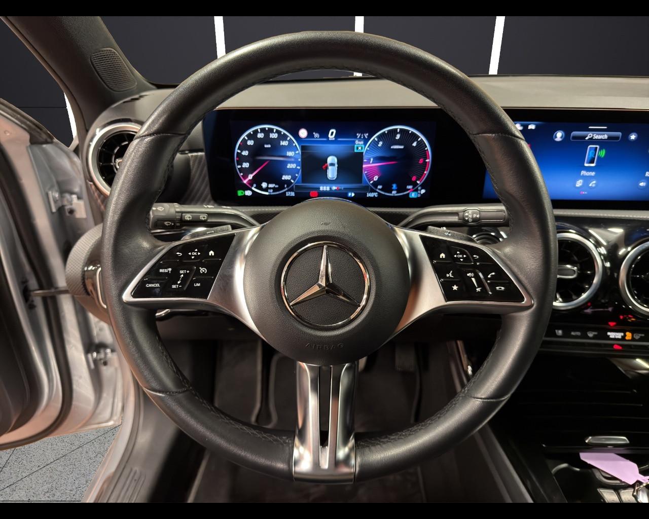 Mercedes-Benz A 180D Automatic Advanced