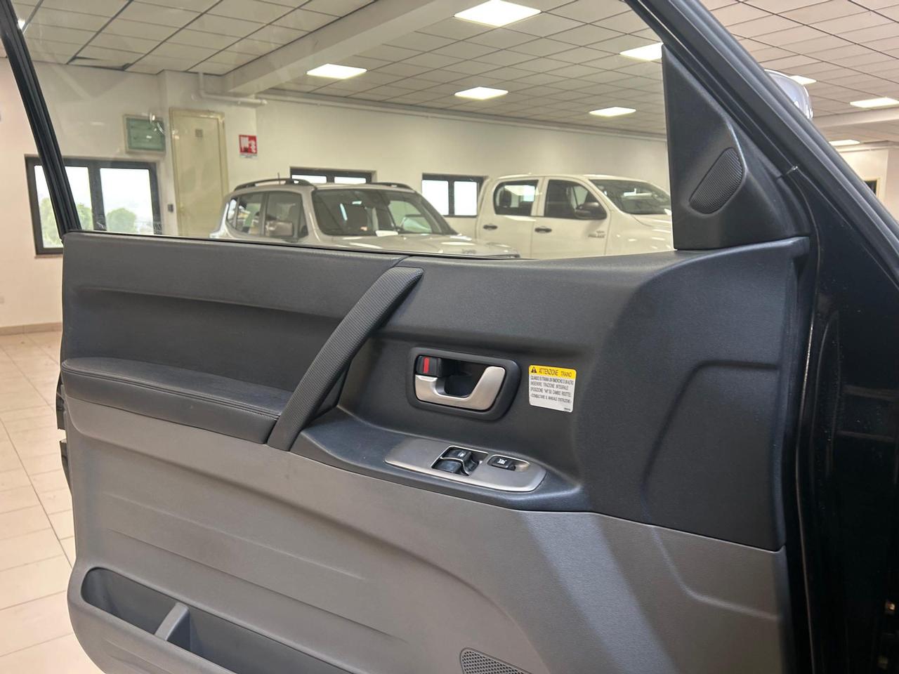 Mitsubishi Pajero 3p 3.2 tdi 16v di-d Invite