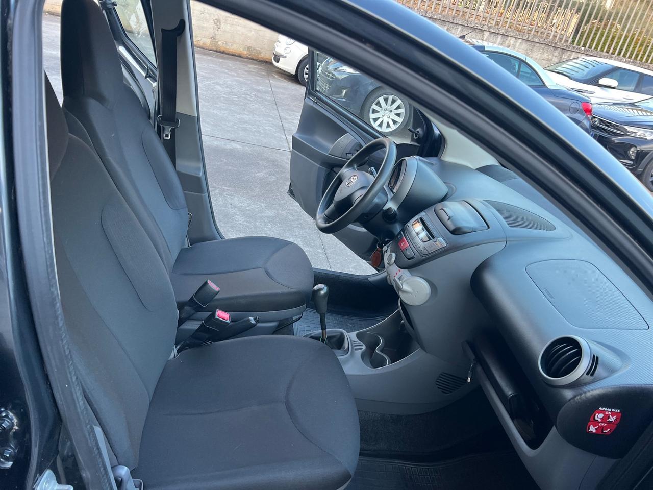 Toyota Aygo 1.0 12V VVT-i 5 porte