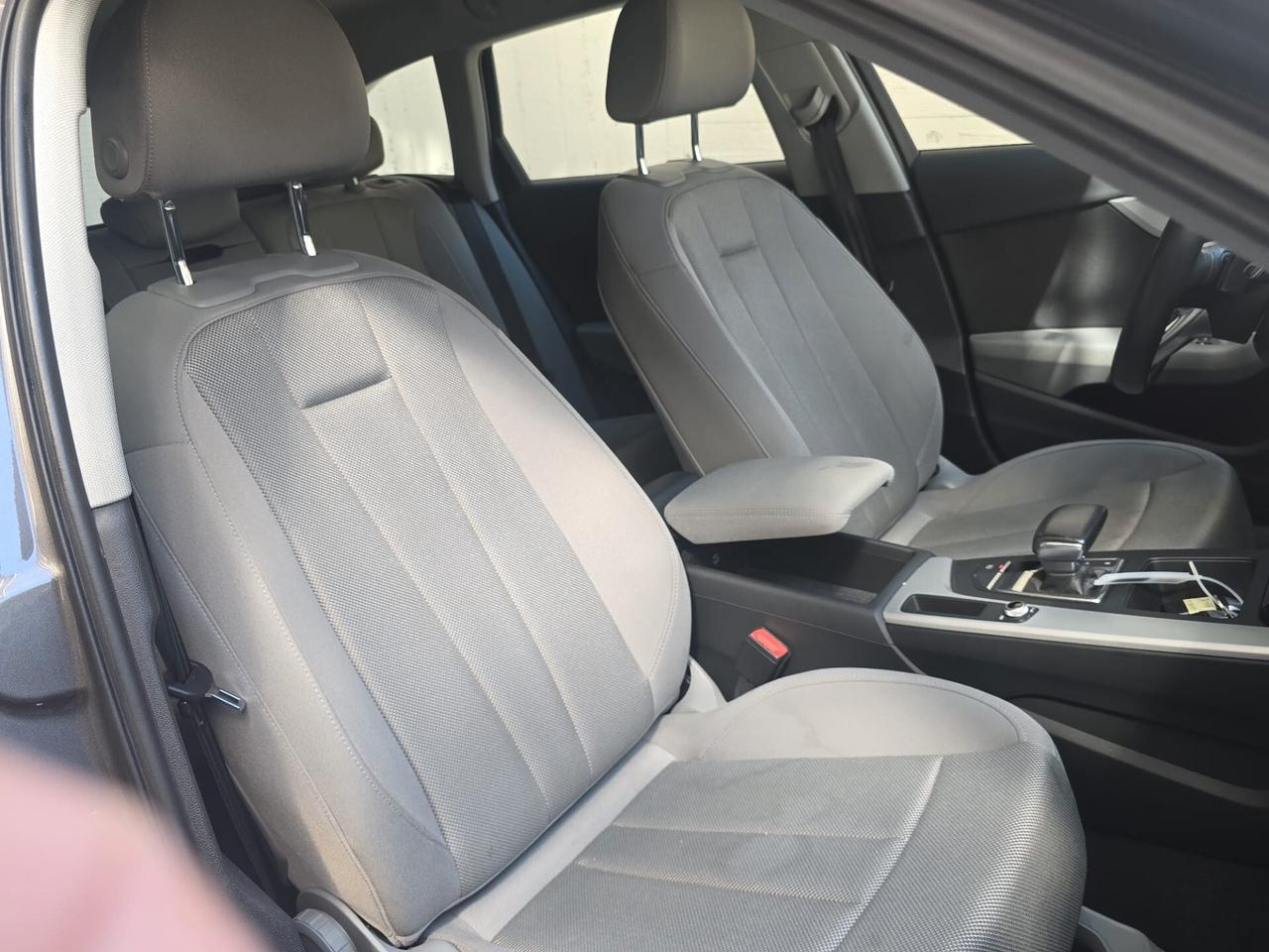 Audi A4 Avant 30 TDI/136 CV S tronic Business Advanced