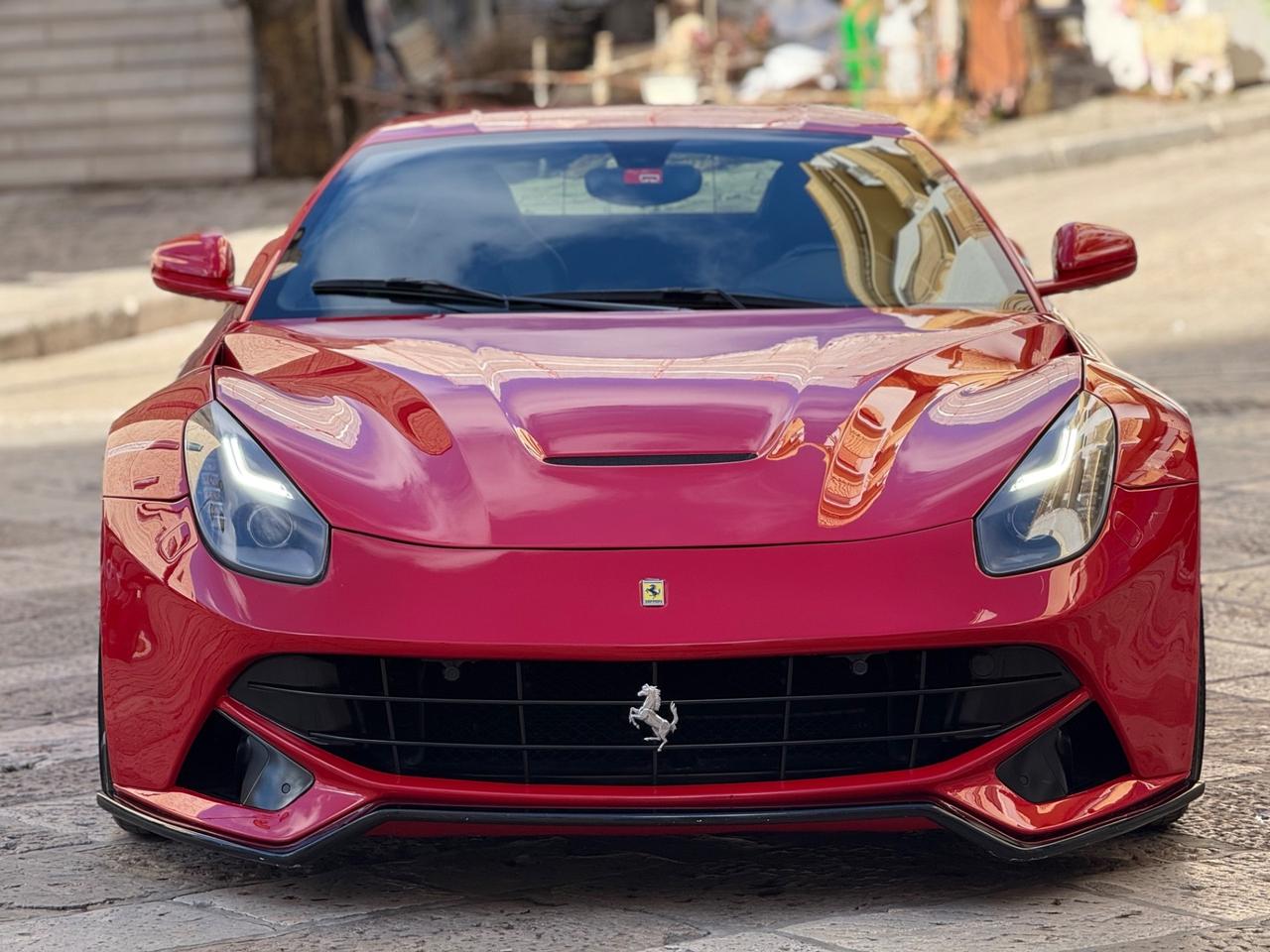 Ferrari F12 Berlinetta V12 6.3 740cv CARBON CERAMIC