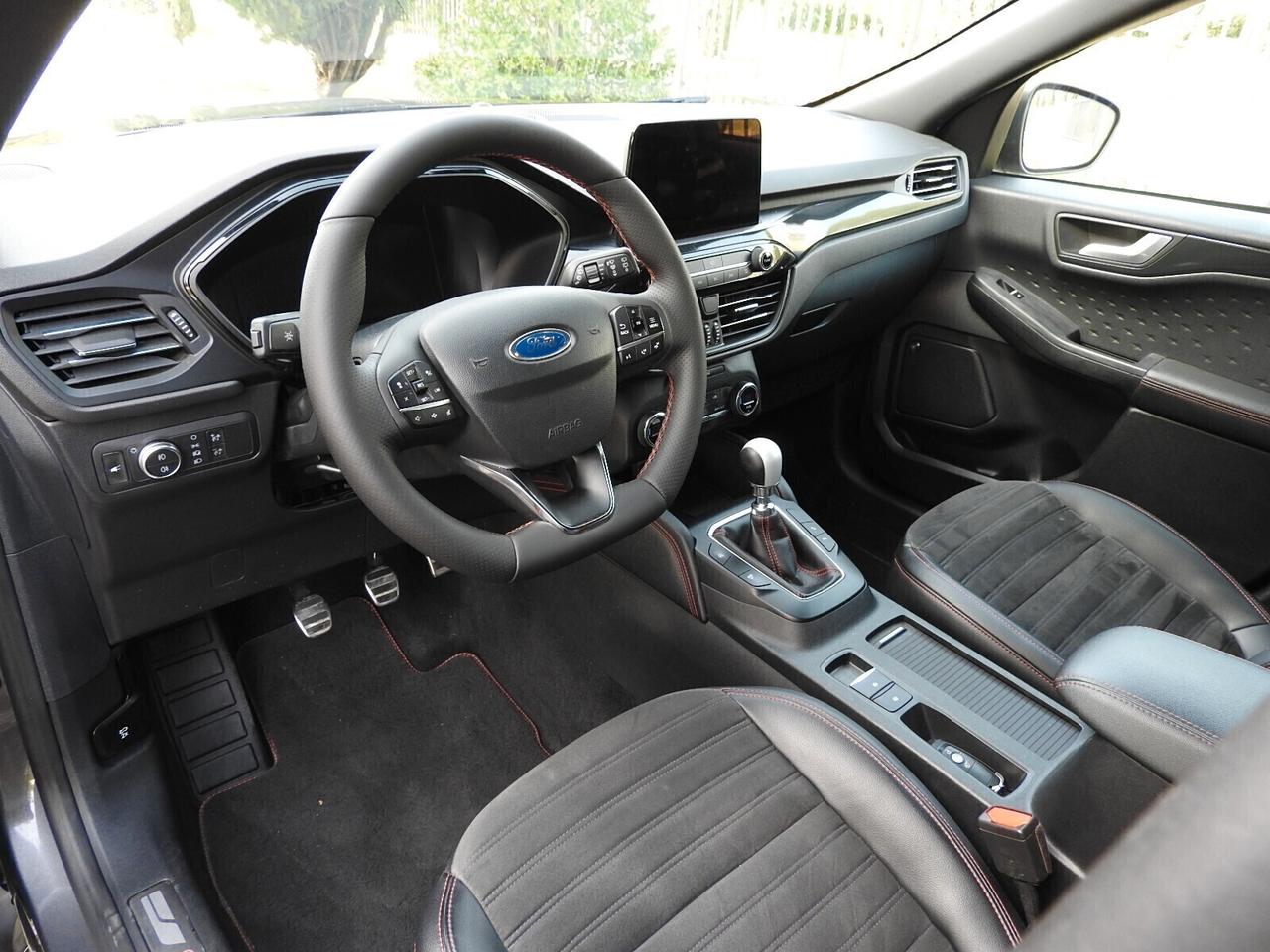 Ford KUGA 2.0 DIESEL/Hybrid ST-Line