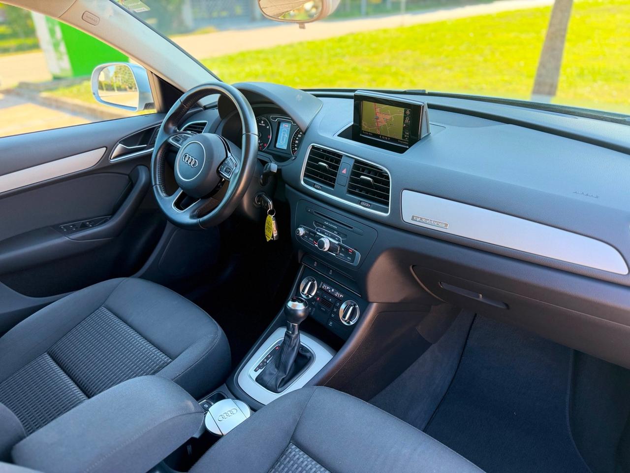 Audi Q3 2.0 TDI quattro S tronic Business Plus
