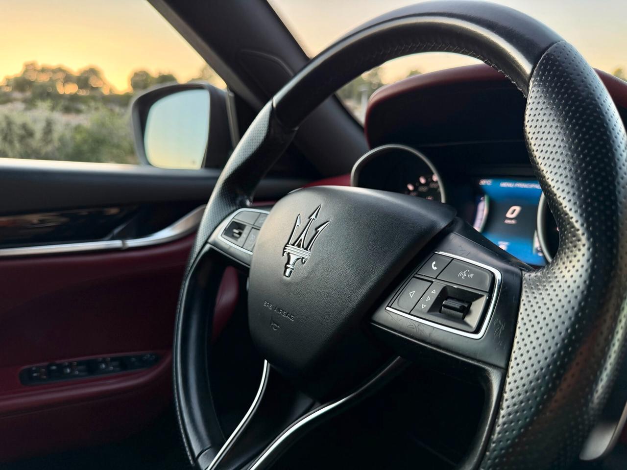 Maserati Levante Gransport/3.0 V6 250 CV/21"/TETTO