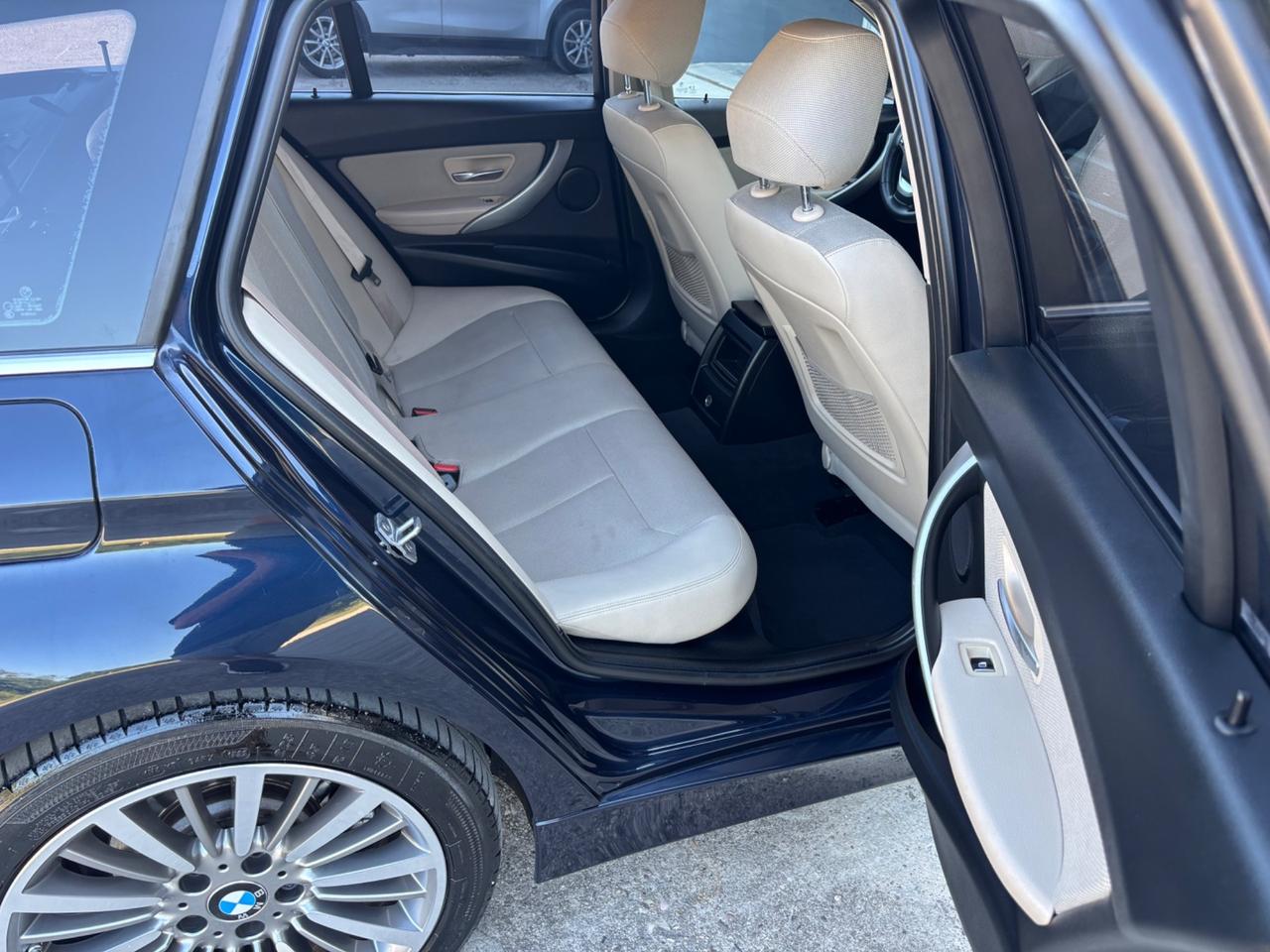 Bmw 320d Touring Business Advantage. Garanzia