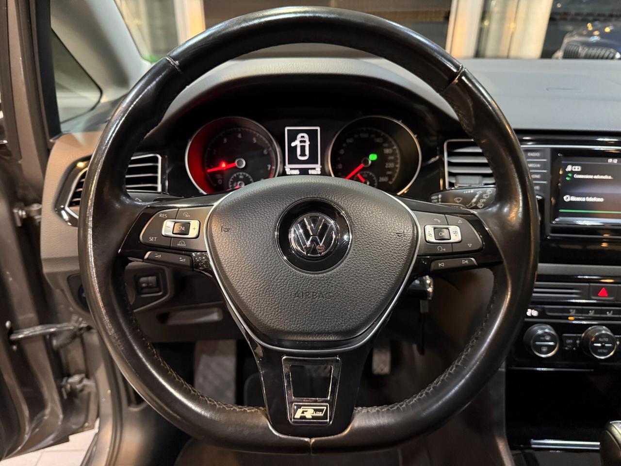 Volkswagen Golf Sportsvan 1.4 tsi R-LINE 125cv AUTO !