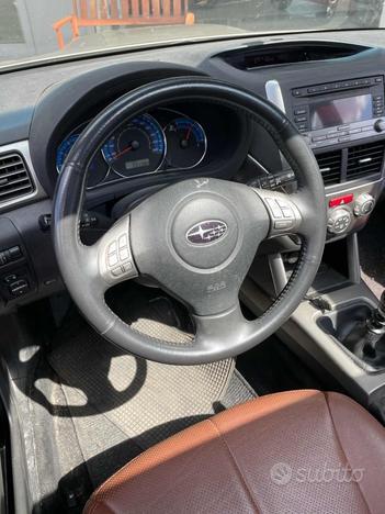 SUBARU Forester 2.0D 4X4 "VOLANO FRIZIONE ROTTO"