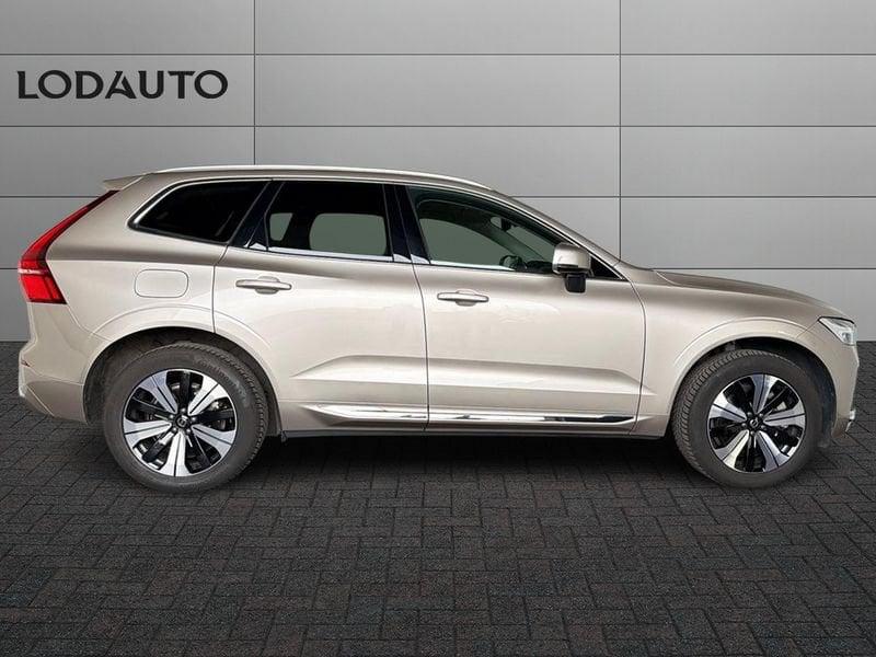 Volvo XC60 Recharge T6 Plug-in AWD autom. Plus Bright