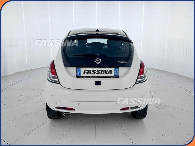 Lancia Ypsilon Ypsilon 1.0 FireFly 5 porte S&S Hybrid Platino
