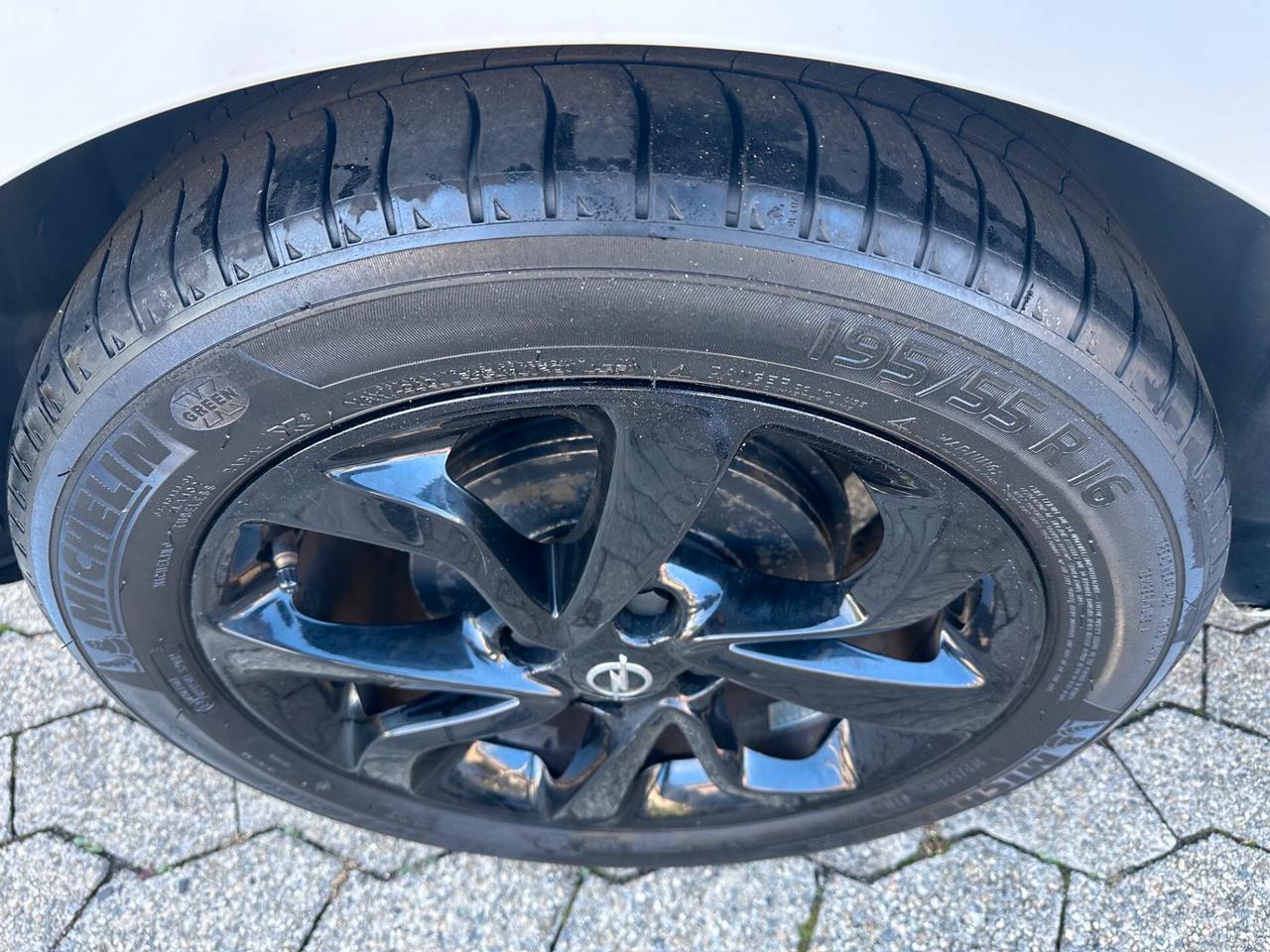 Opel Corsa 1.2 5 porte Innovation*EURO6*NEOPATENTATI