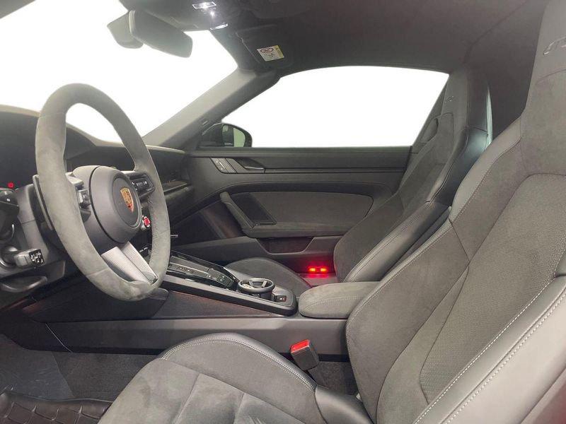 Porsche 911 VIII 992 Targa Targa 3.6 4 GTS auto