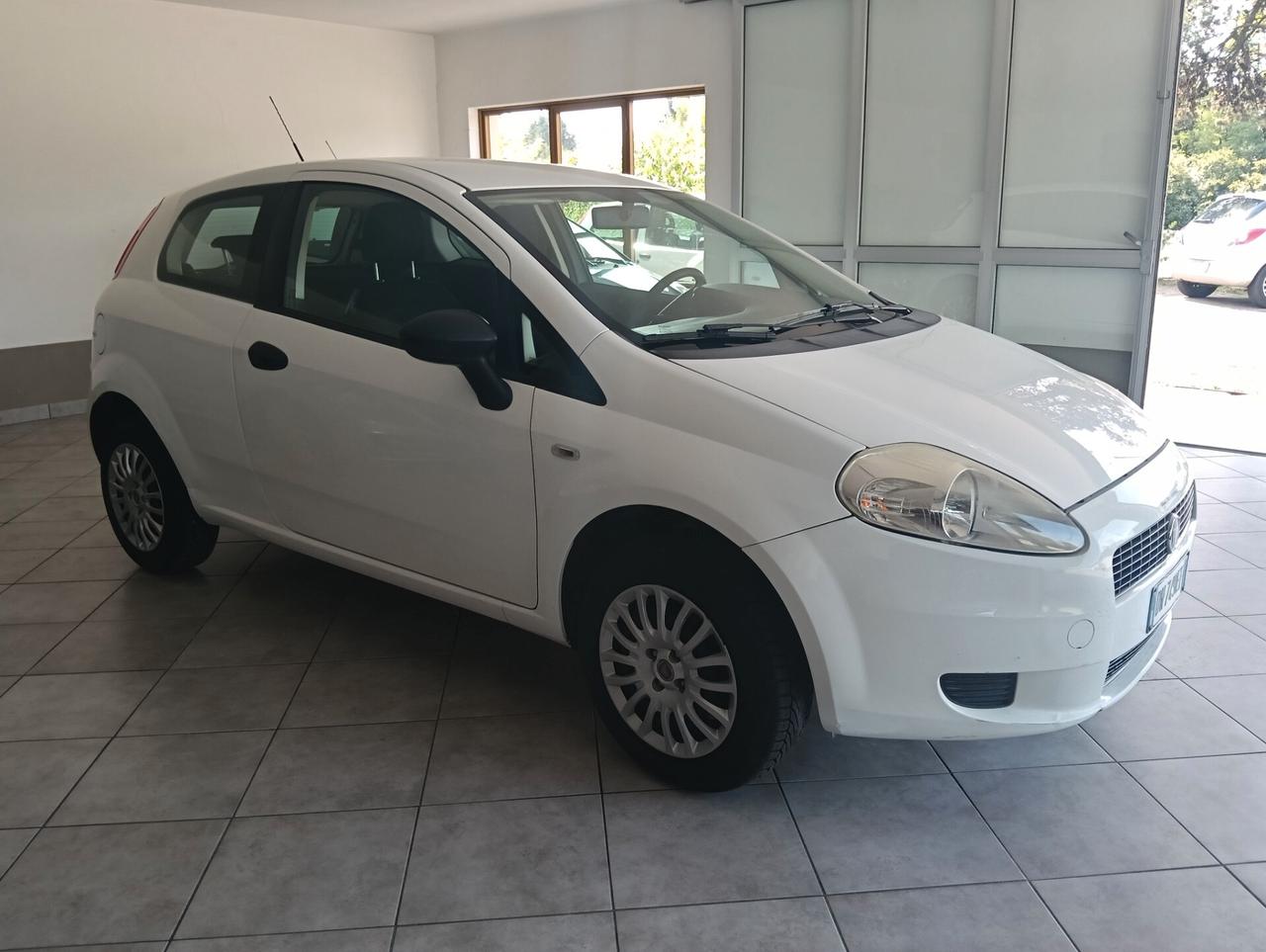 Fiat Grande Punto Grande Punto 1.4 3 porte Active Natural Power
