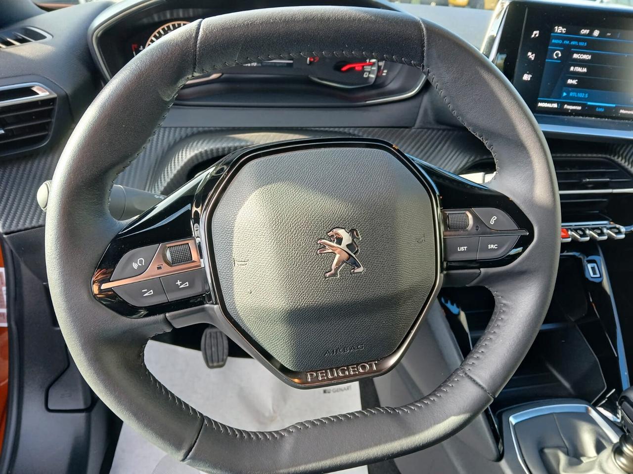 Peugeot 2008 PureTech 100 S&S Allure Pack