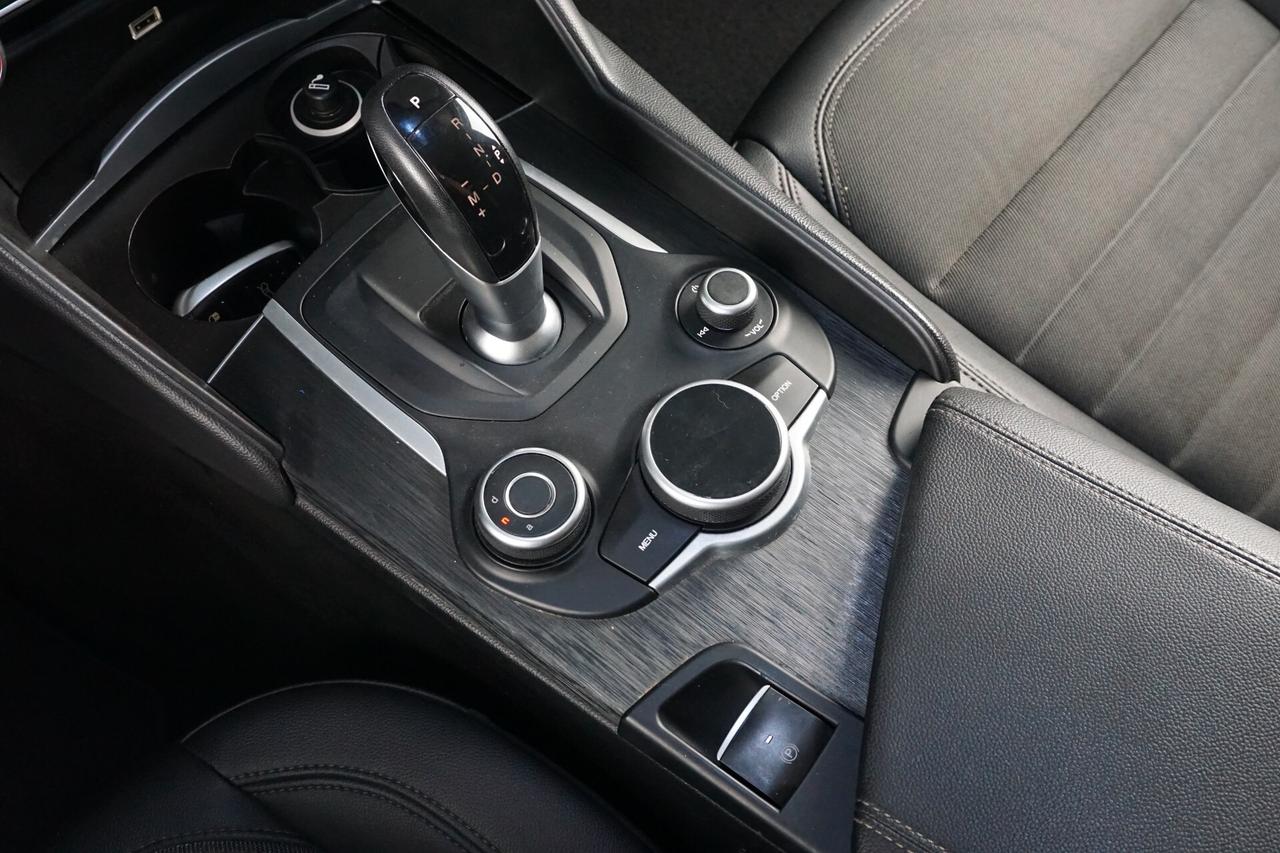 Alfa Romeo Giulia 2.2 Turbodiesel 160 CV AT8 Super