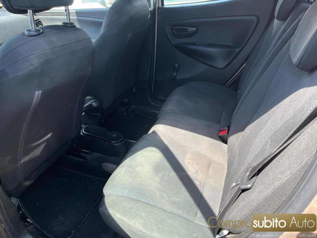 LANCIA Ypsilon 1.2 69 CV (Garanzia 12 Mesi) Neopatentati ?