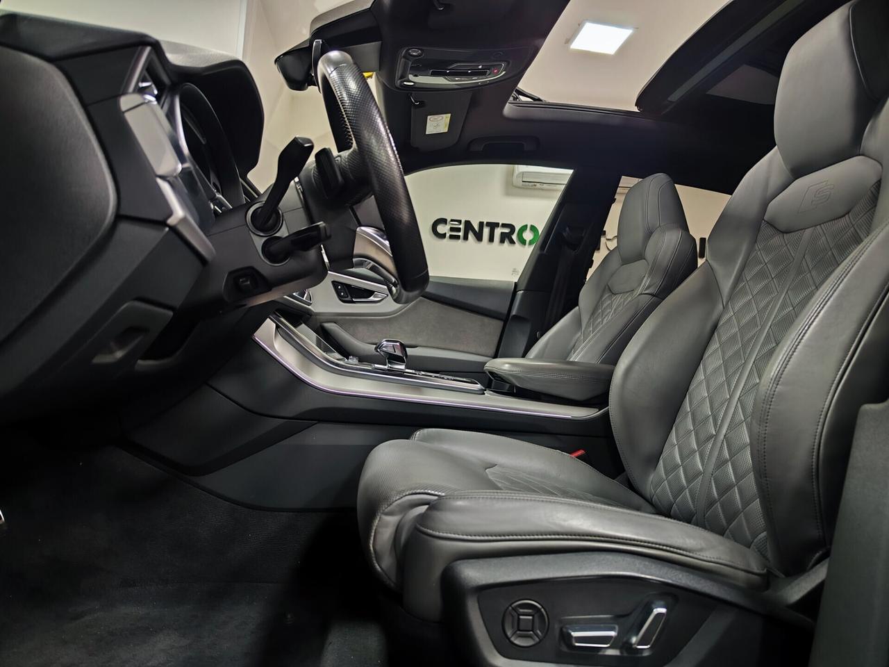 Audi Q8 50 TDI 286 CV quattro tiptronic S Line Tetto Matrix Night