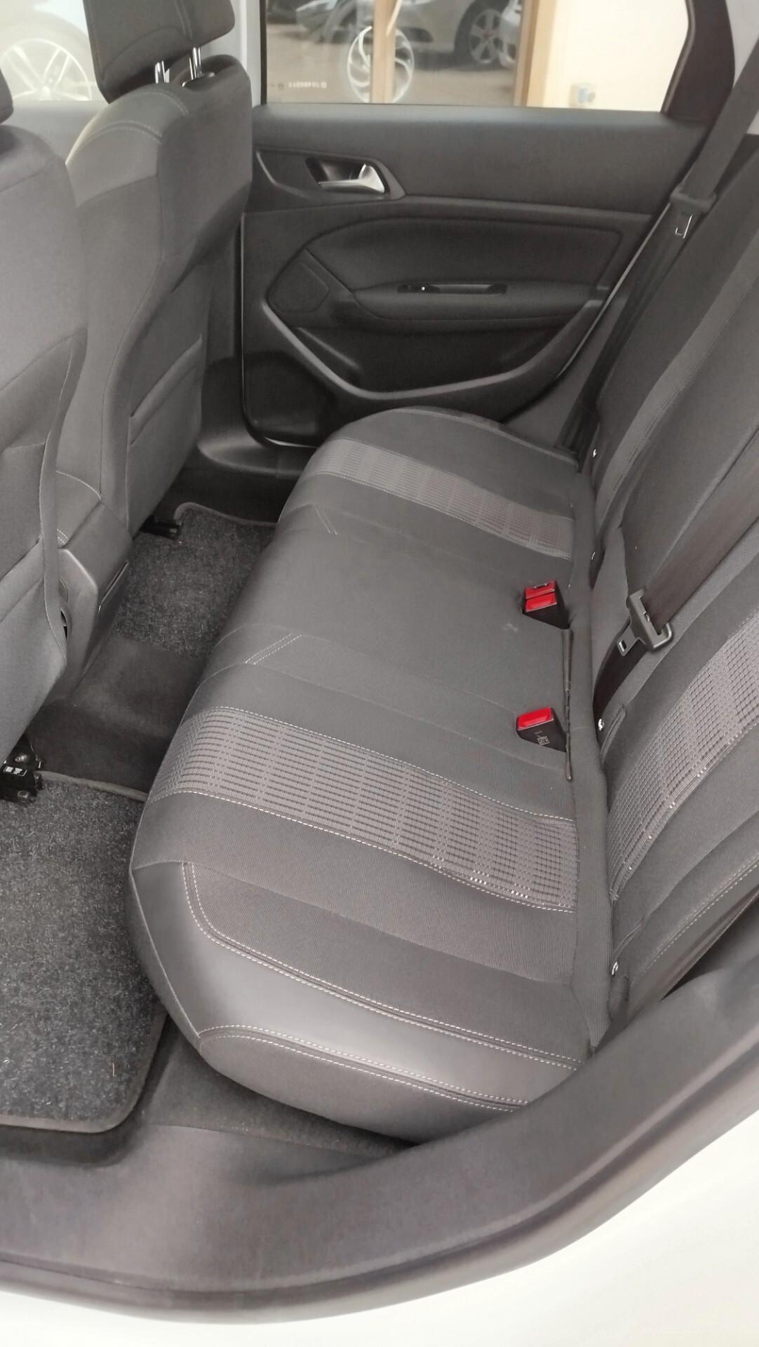 Peugeot 308 BlueHDi 130 S&S EAT8 SW Style