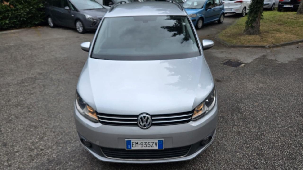 Volkswagen Touran Business 1.4 Comfortline EcoFuel 5Posti