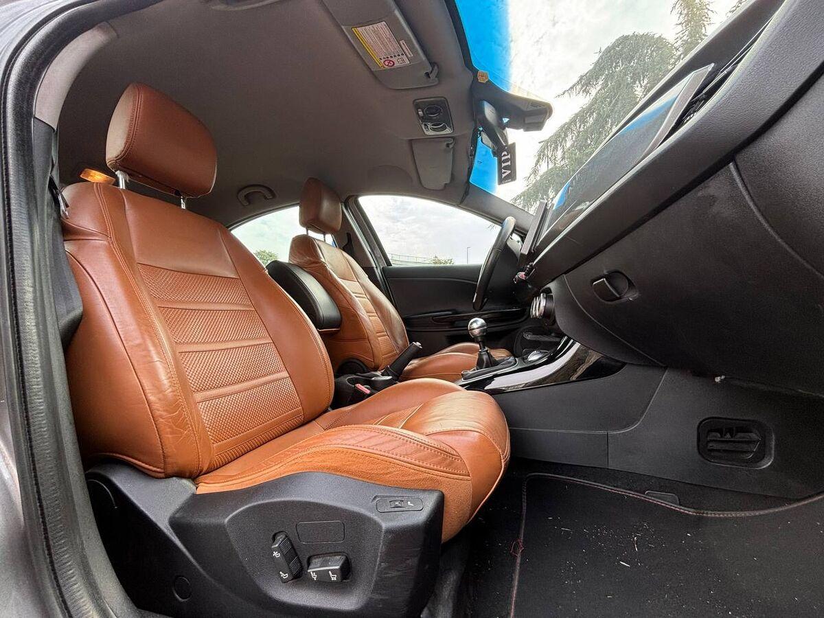 Alfa Romeo Giulietta 1.4 t. m.air Distinctive 170cv