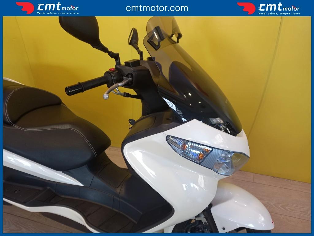 Suzuki Burgman UH 200 - 2016