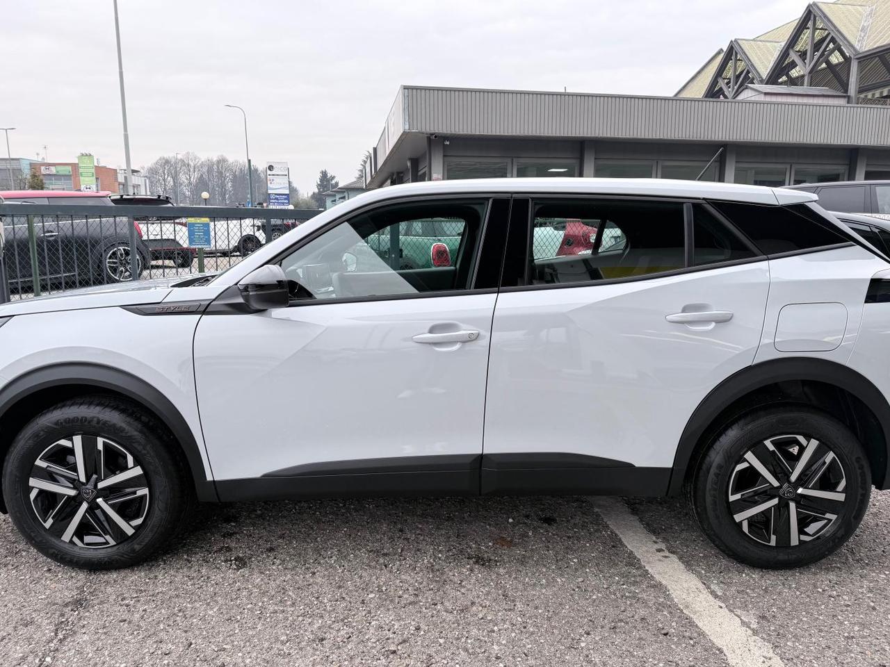 Peugeot 2008 1.2 puretech Style s&s 100cv