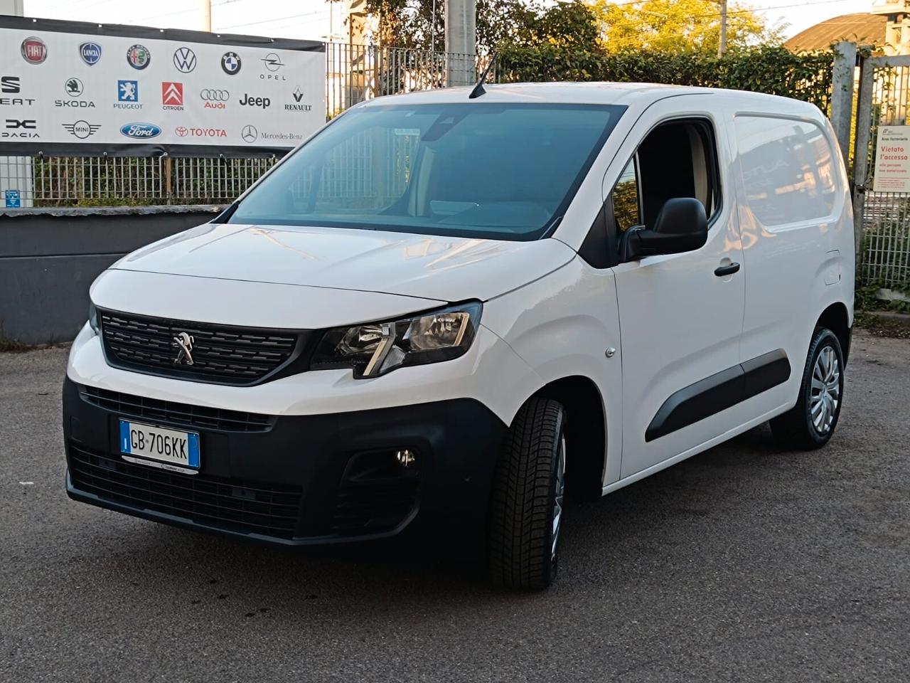Peugeot Partner BlueHDi 130 EAT8 S&S PC Furgone Premium
