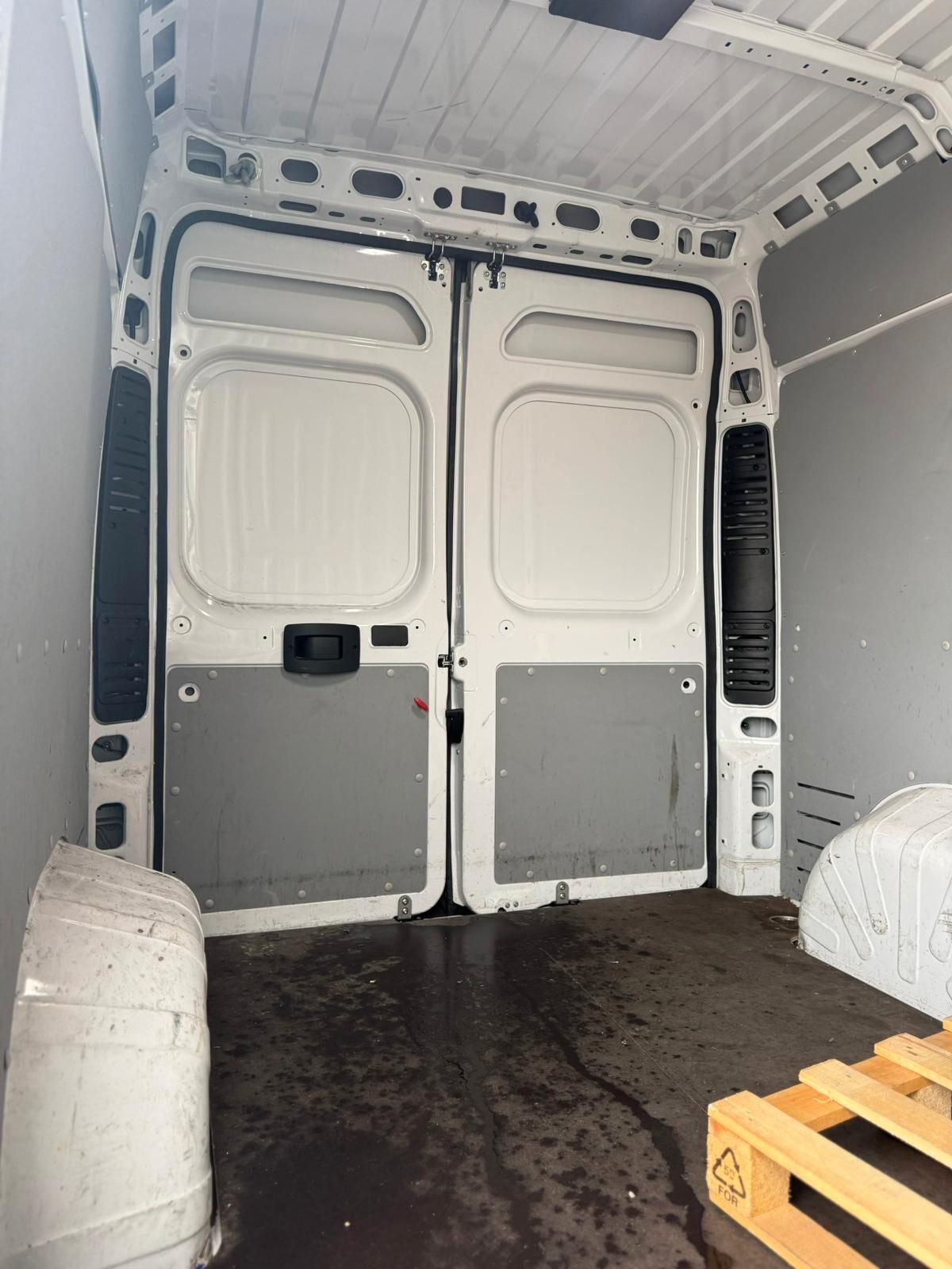 Fiat Ducato 35 122CV 2022 24 mesi garanzia iva esposta