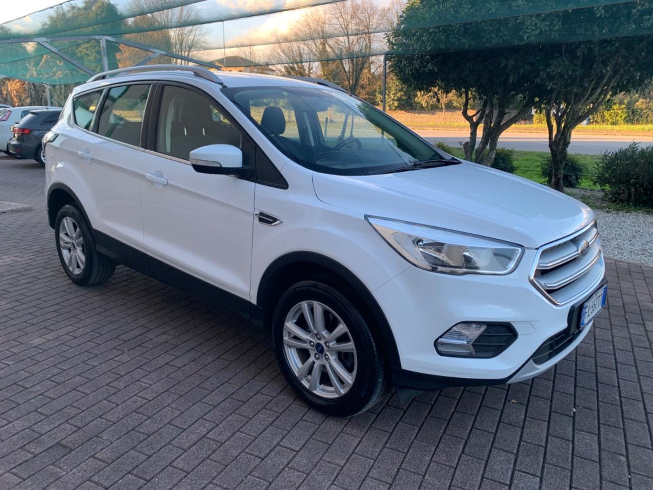 Ford Kuga 1.5 TDCI 120 CV S&S 2WD Titanium