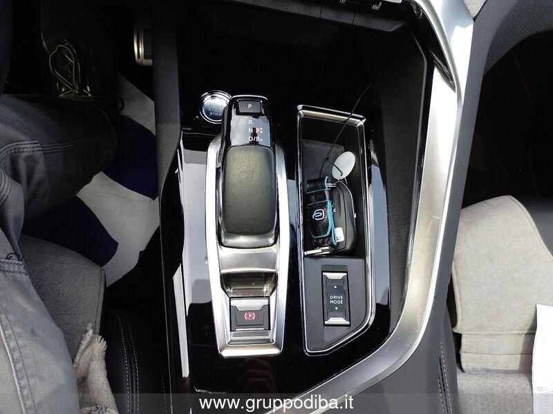 Peugeot 3008 II 2021 1.6 hybrid phev GT Pack 225cv e-eat8