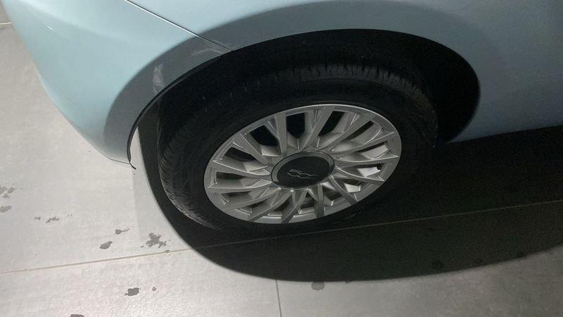 FIAT 500 500 1.0 Hybrid Dolcevita