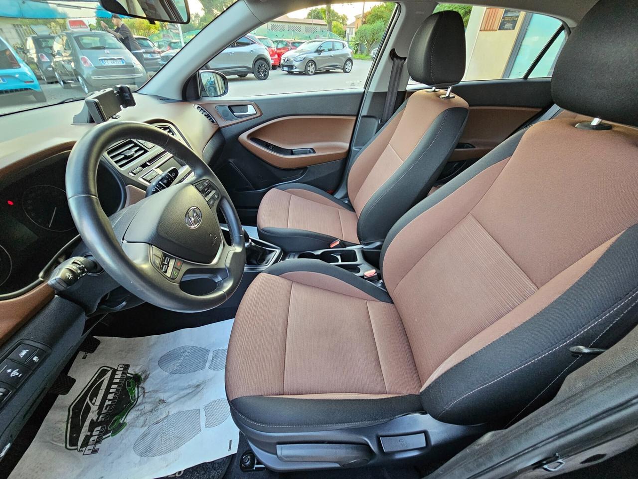 Hyundai i20 1.2 84 CV 5 porte Gpl