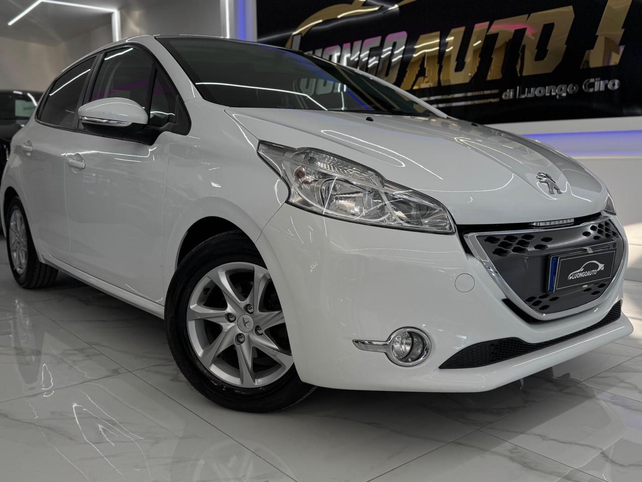 Peugeot 208 1.4 HDi 68Cv Allure-Iper Full