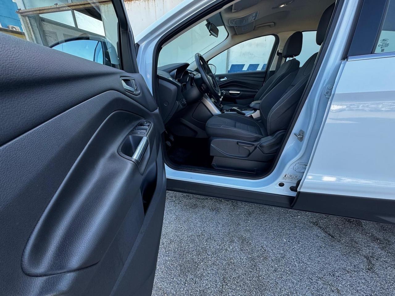 Ford Kuga 2.0 TDCi 140 CV 2WD Titanium DPF