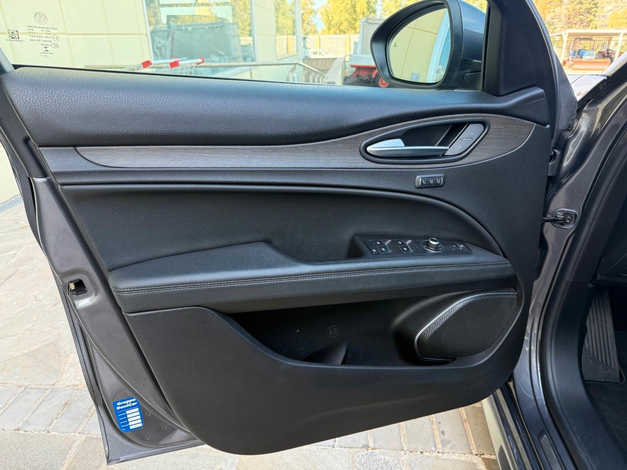 Alfa Romeo Stelvio 2.2 Turbodiesel 210 CV AT8 Q4 Veloce Tì