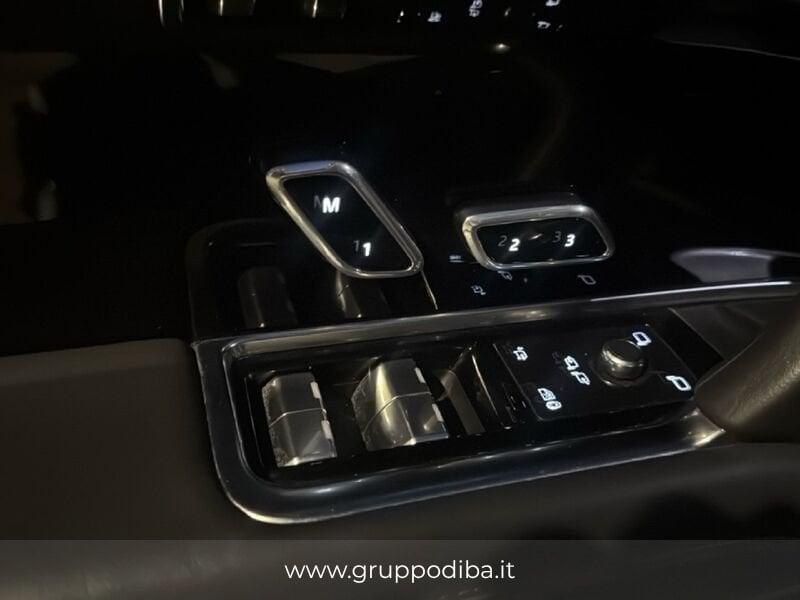 Land Rover Range Rover V 2022 3.0d i6 mhev HSE awd 249cv auto
