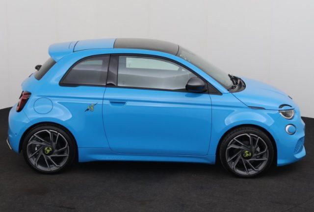 ABARTH 500e Scorpionissima JBL Premium Tetto Panoramico