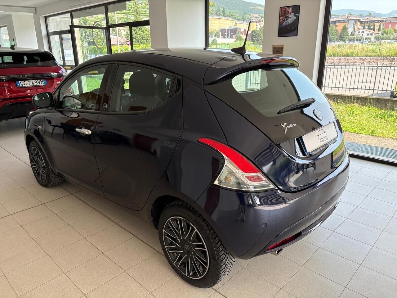 Lancia Ypsilon LANCIA YPSILON 1.0 HYBRID GOLD S