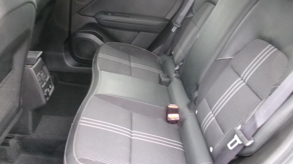 Renault Captur 1.6 Plug-in Hybrid E-Tech Engineered Auto