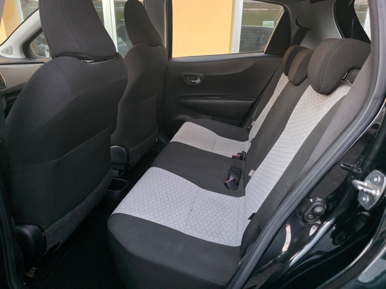 Toyota Yaris 1.4 D-4D 5 porte Lounge